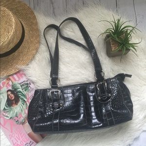 Black shoulder bag